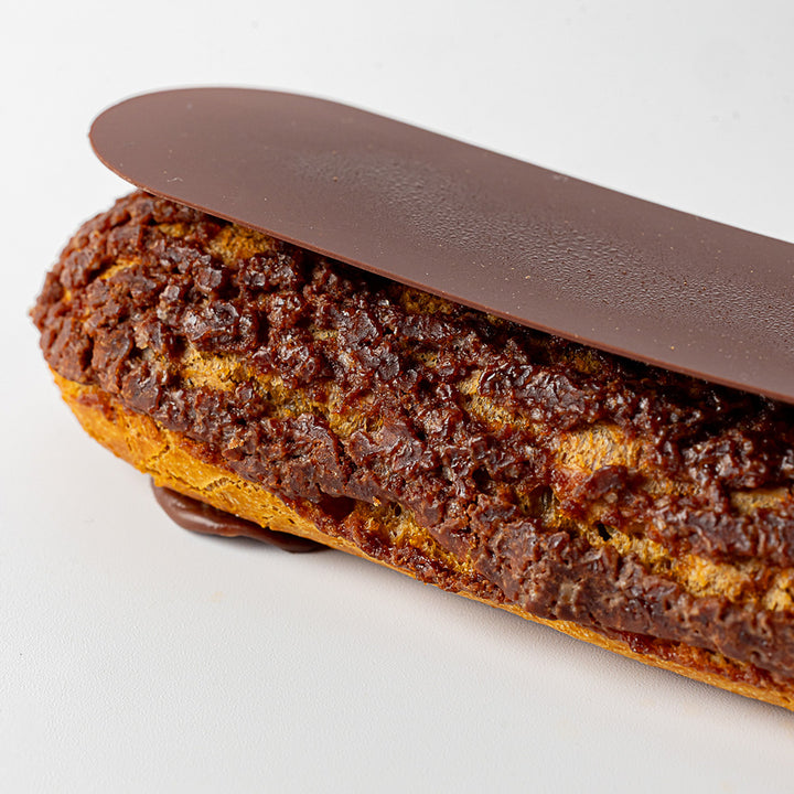 Chocolate Éclair