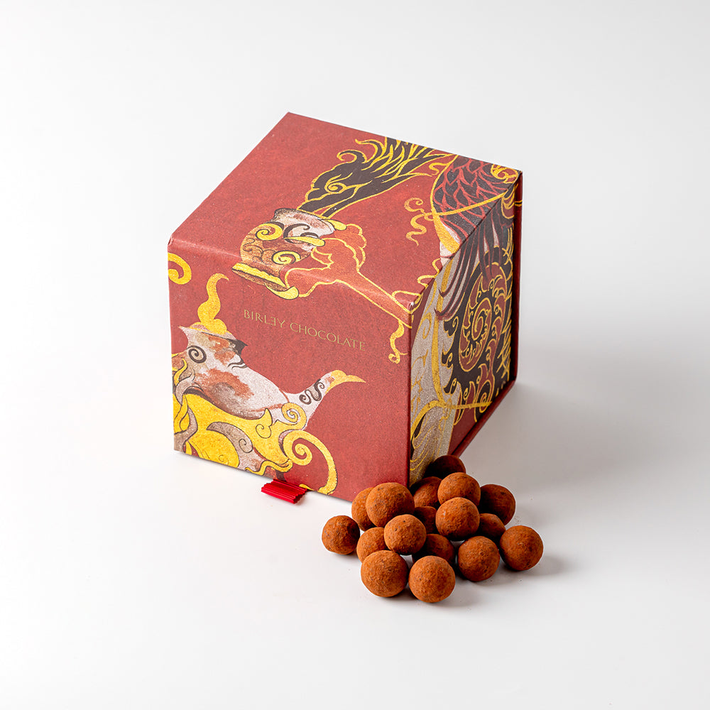 Chocolate Hazelnuts Cube Box 600gr