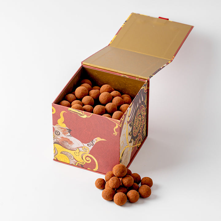 Chocolate Hazelnuts Cube Box 600gr