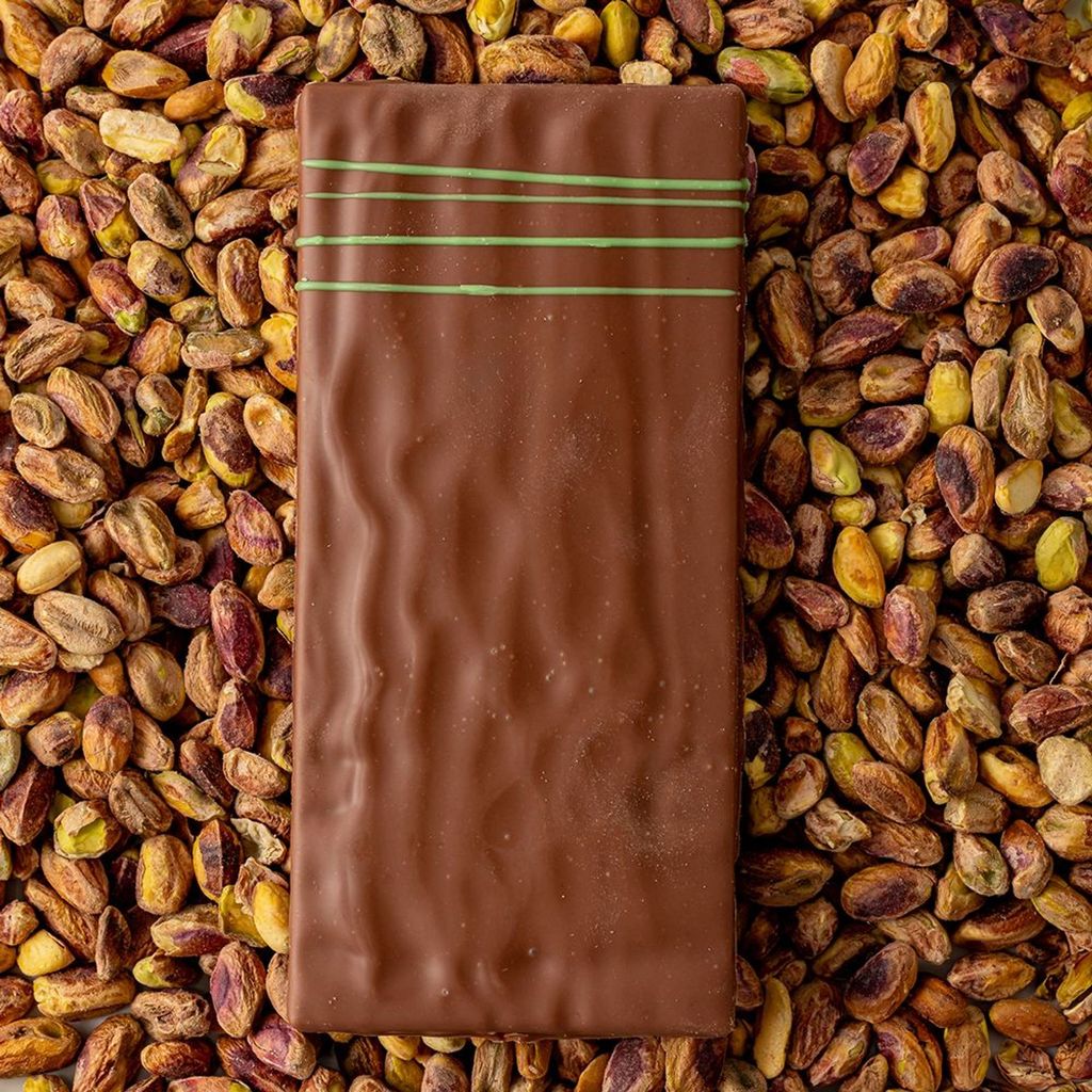 Pistachio & Kataifi Milk Chocolate Bar